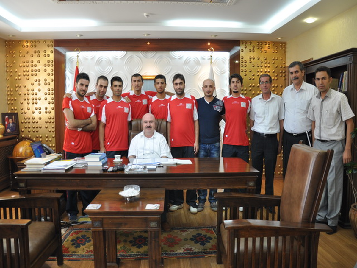 "Artuklu Üniversitesi Futbol Takımı" Yine Gururlandırdı

 
