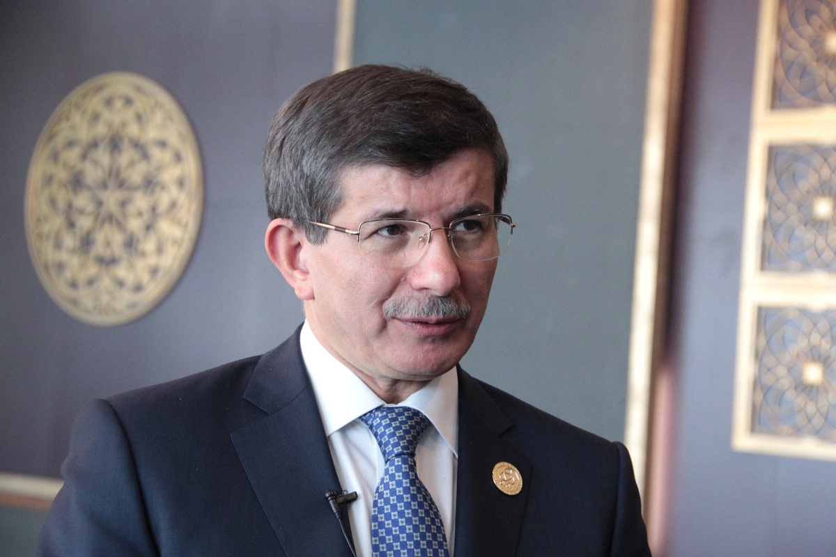 Davutoğlu: Lübnan\'da Alıkonulan İkinci Vatandaşımız Beyrut Büyükelçimizce Teslim Alındı