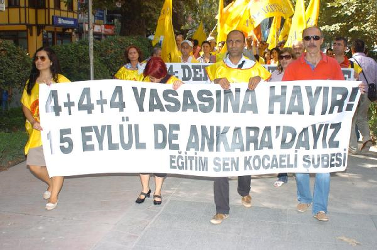 Eğitim-Sen 4+4+4 Protestosu İçin Ankara\'ya Yürüyor