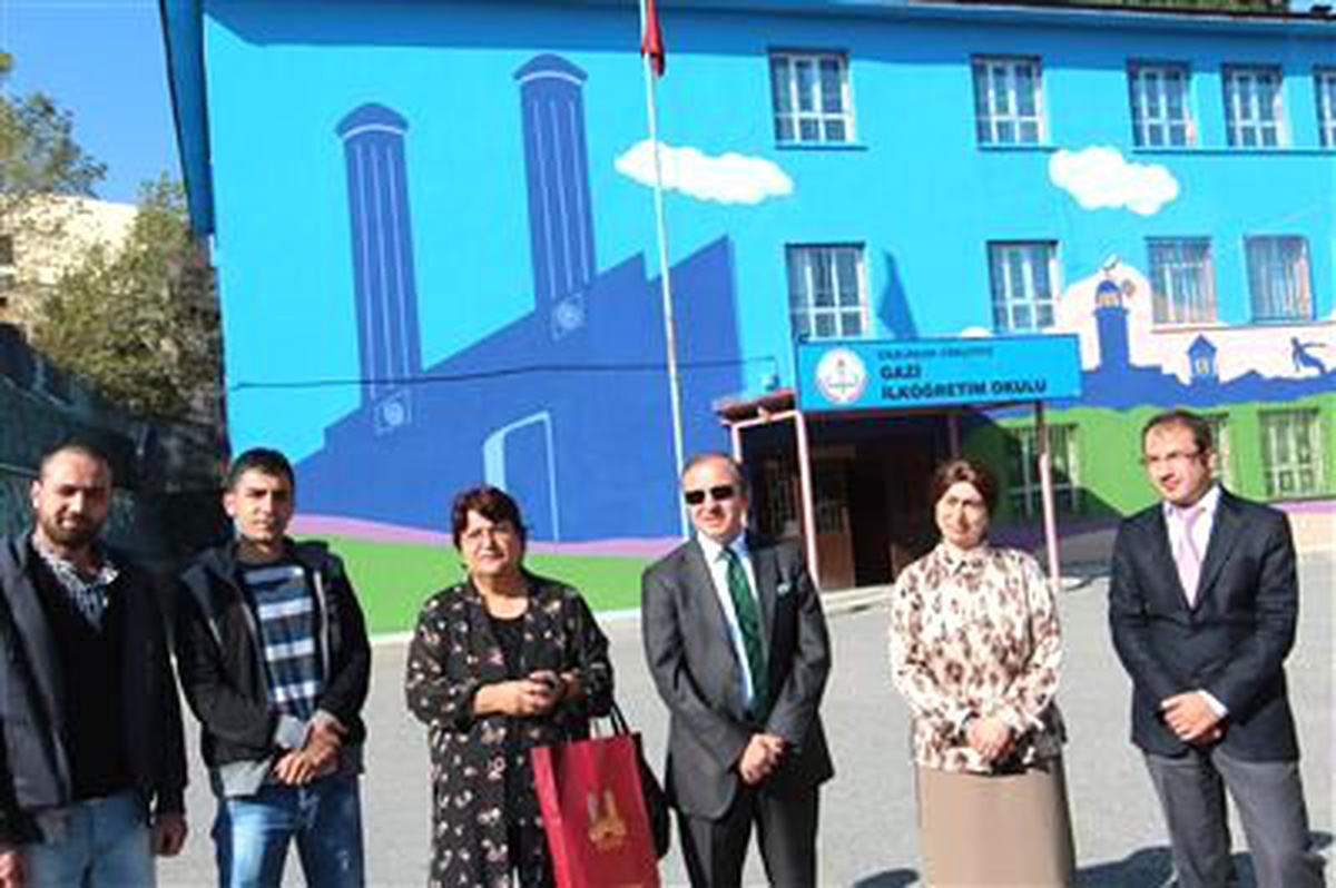 Erzurum Büyükşehir Belediyesi\'nden "Eğitime Açılan Pencere" Projesi…