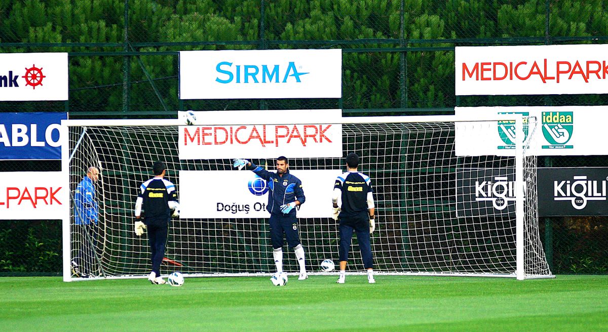 Fenerbahçe\'de Mersin İdman Yurdu Hazırlıkları Sürüyor