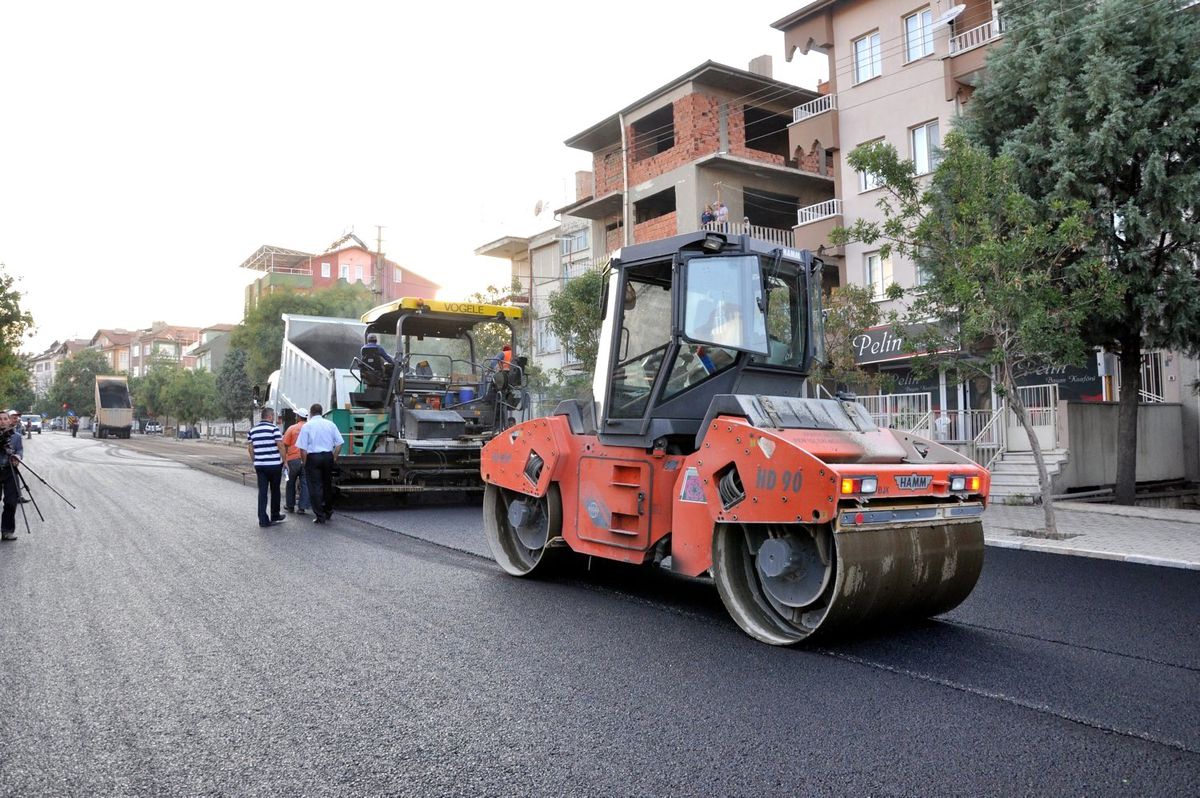 Isparta\'da Asfalt Çalışmaları Devam Ediyor
