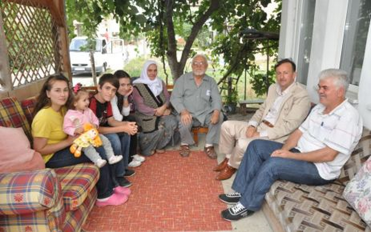 Karabalık\'tan Hacı Adayına Ziyaret