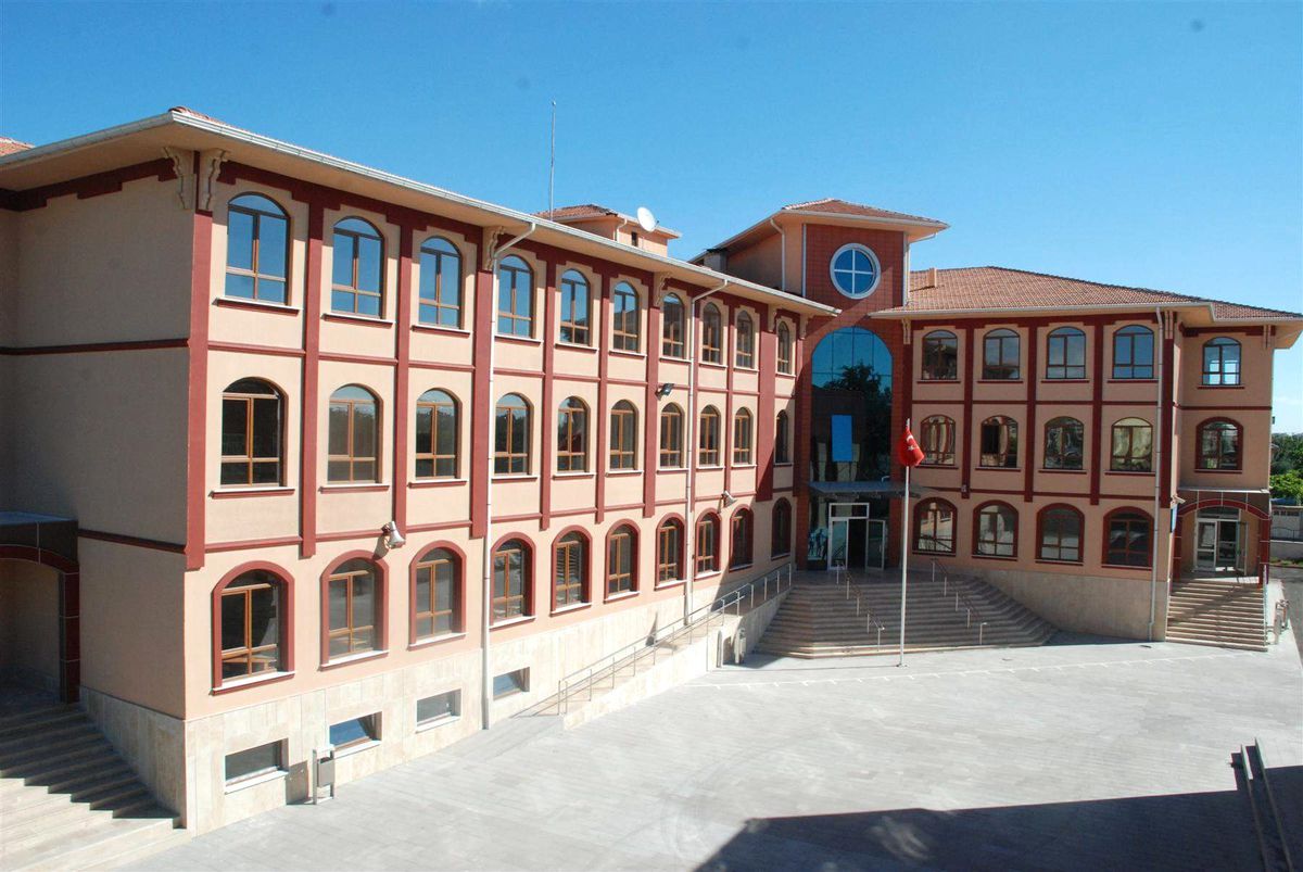 Karatay Belediyesi İmam Hatip Lisesi Eğitime Başlıyor