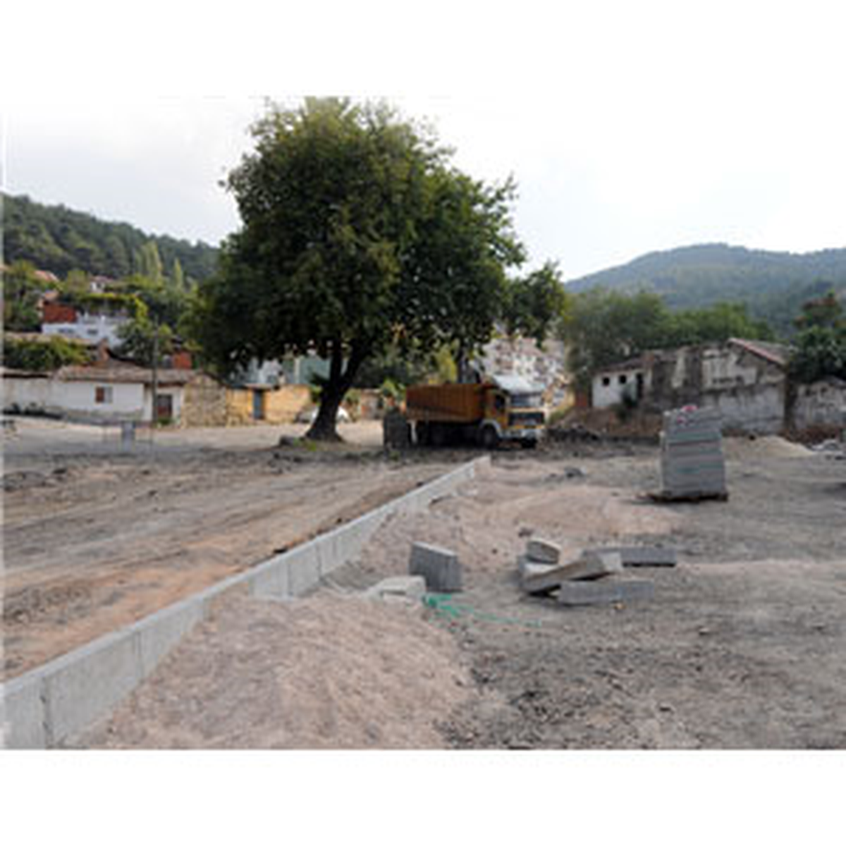 Meydan Uncubozköy\'e Yakışacak