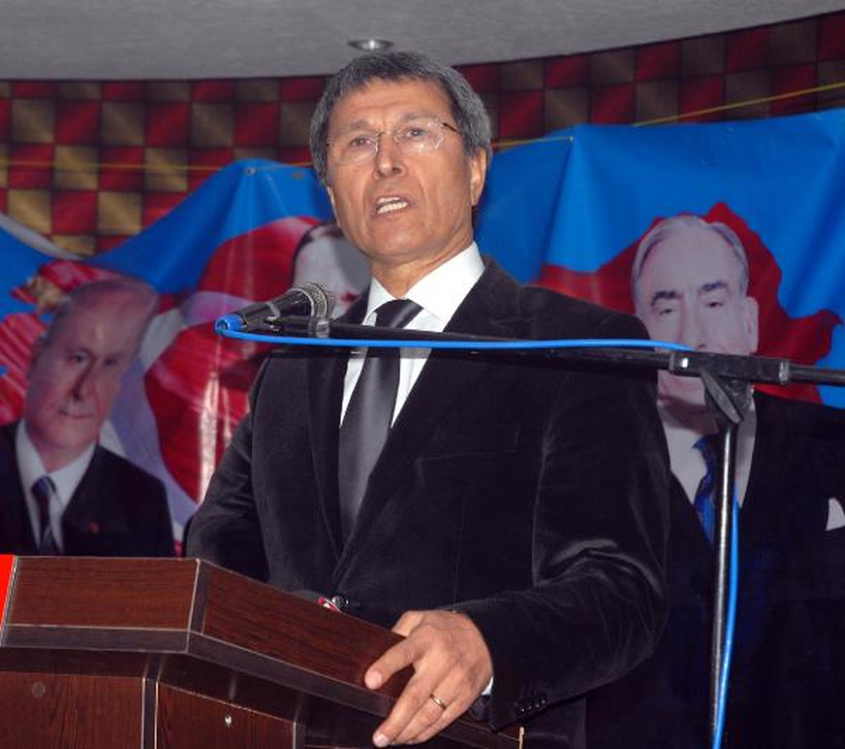 "Oslo Yetmez, Dolmabahçe\'yi de Açıklasınlar"