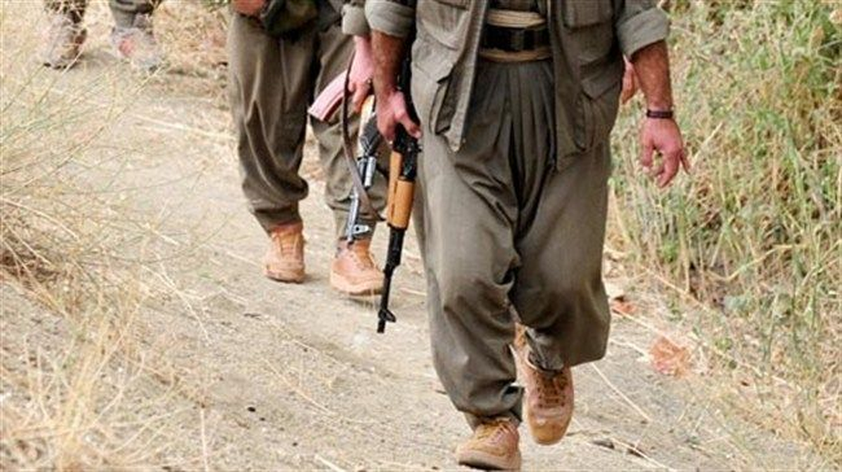 Teröristler, Şantiye Şefi ve Bekçisini Kaçırdı