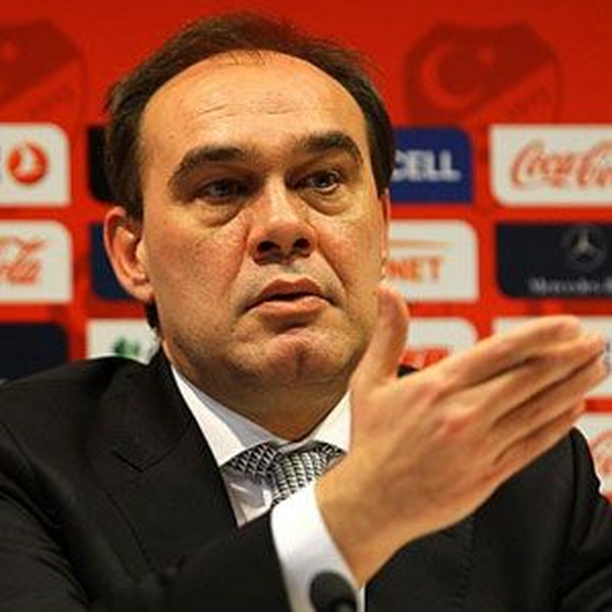 Tff Başkanı Demirören: Milli Takım\'da Bir Sorun Yok