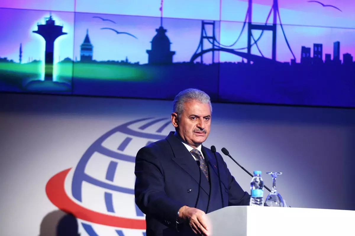 Türkiye\'nin Dijital Geleceği Bilişim Zirvesi\'nde Konuşuldu