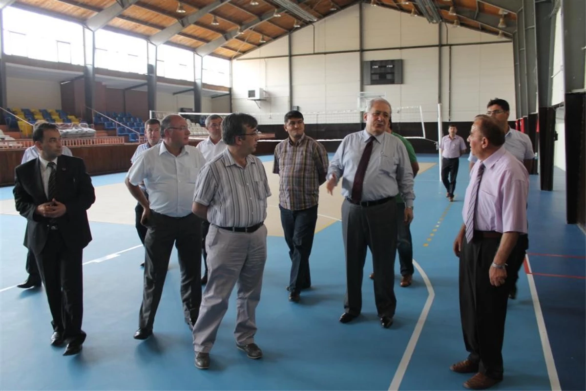 Yenişehir Kapalı Spor Salonu Federasyondan Olur Aldı