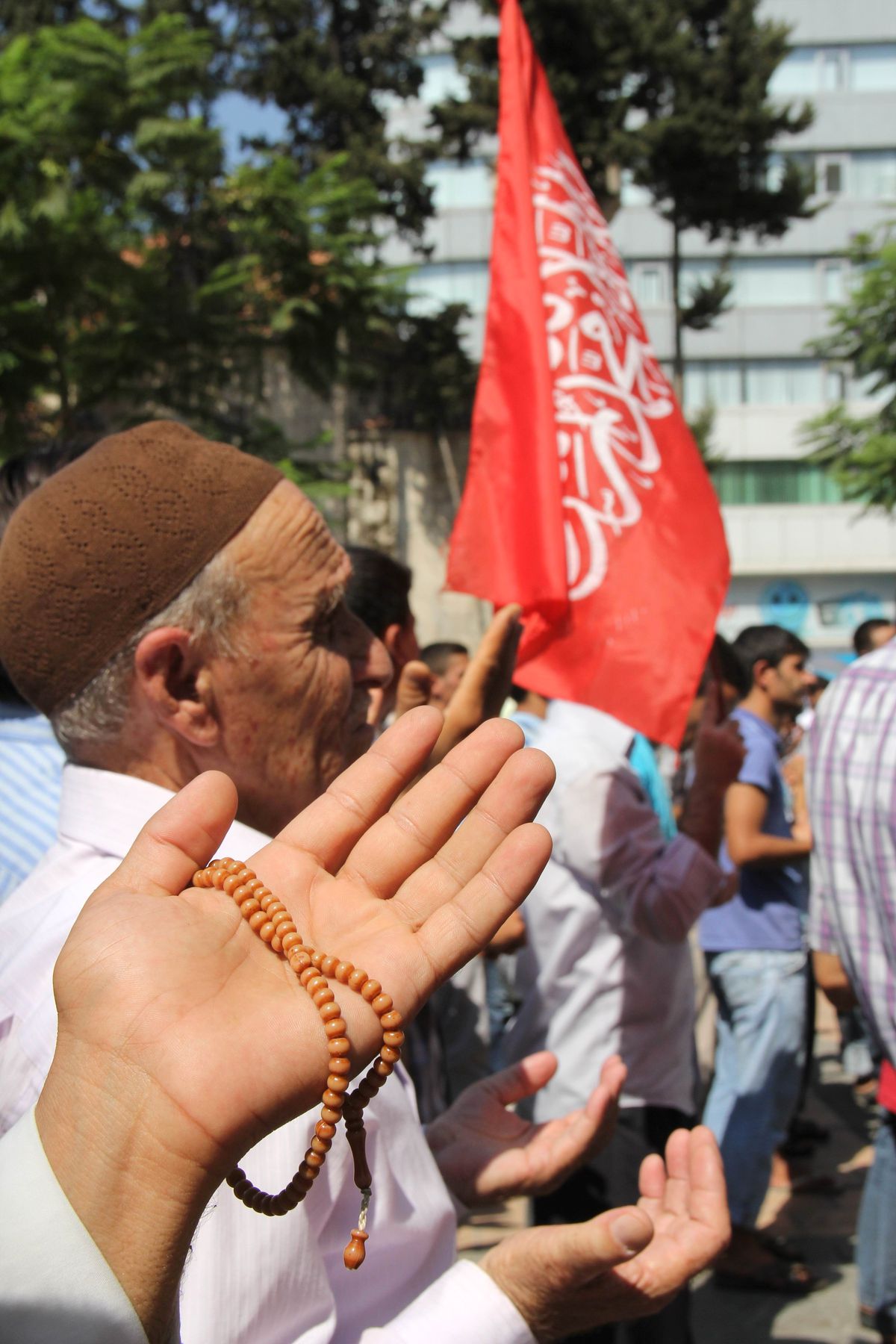 Adana\'da Beddualı Protesto