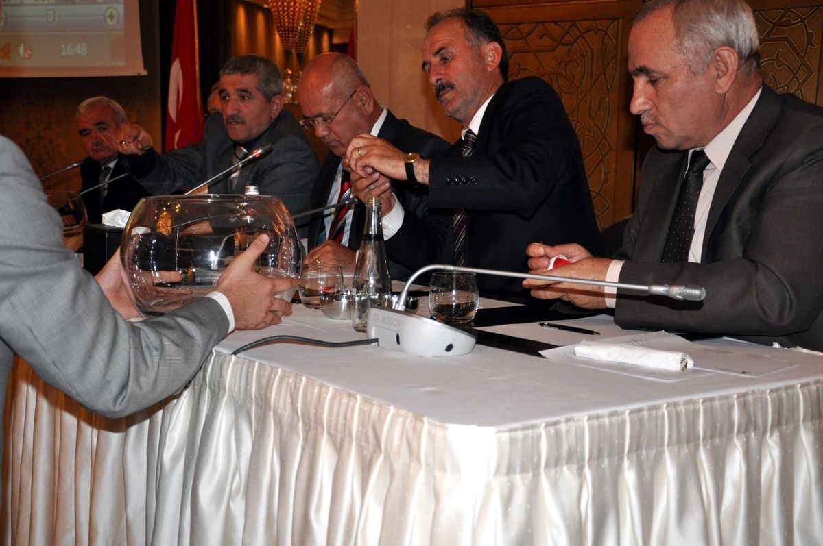 Bal Ligi Kuraları Çekildi