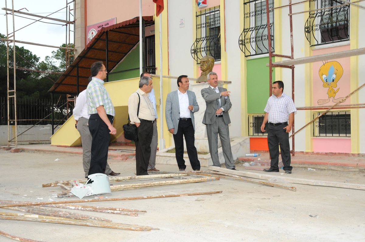 Başkan Genç, Okulları İnceledi