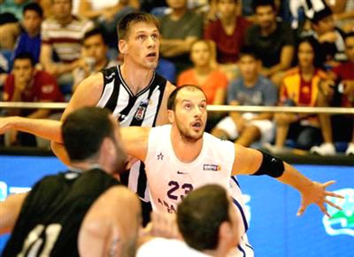 Beşiktaş Efes\'e Rövanş Vermedi: 80-77