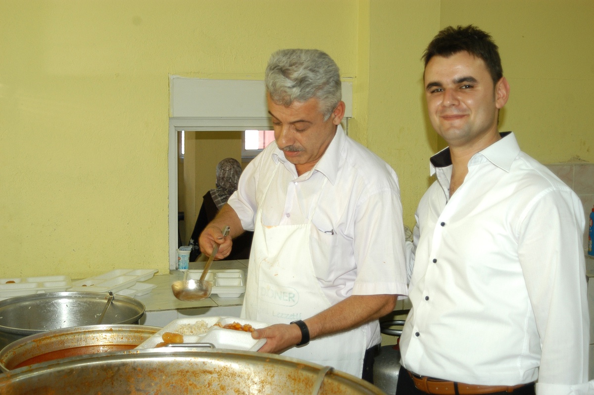 Çaycuma\'da Gencer Lokantası Özel Yemek Hizmeti Veriyor
