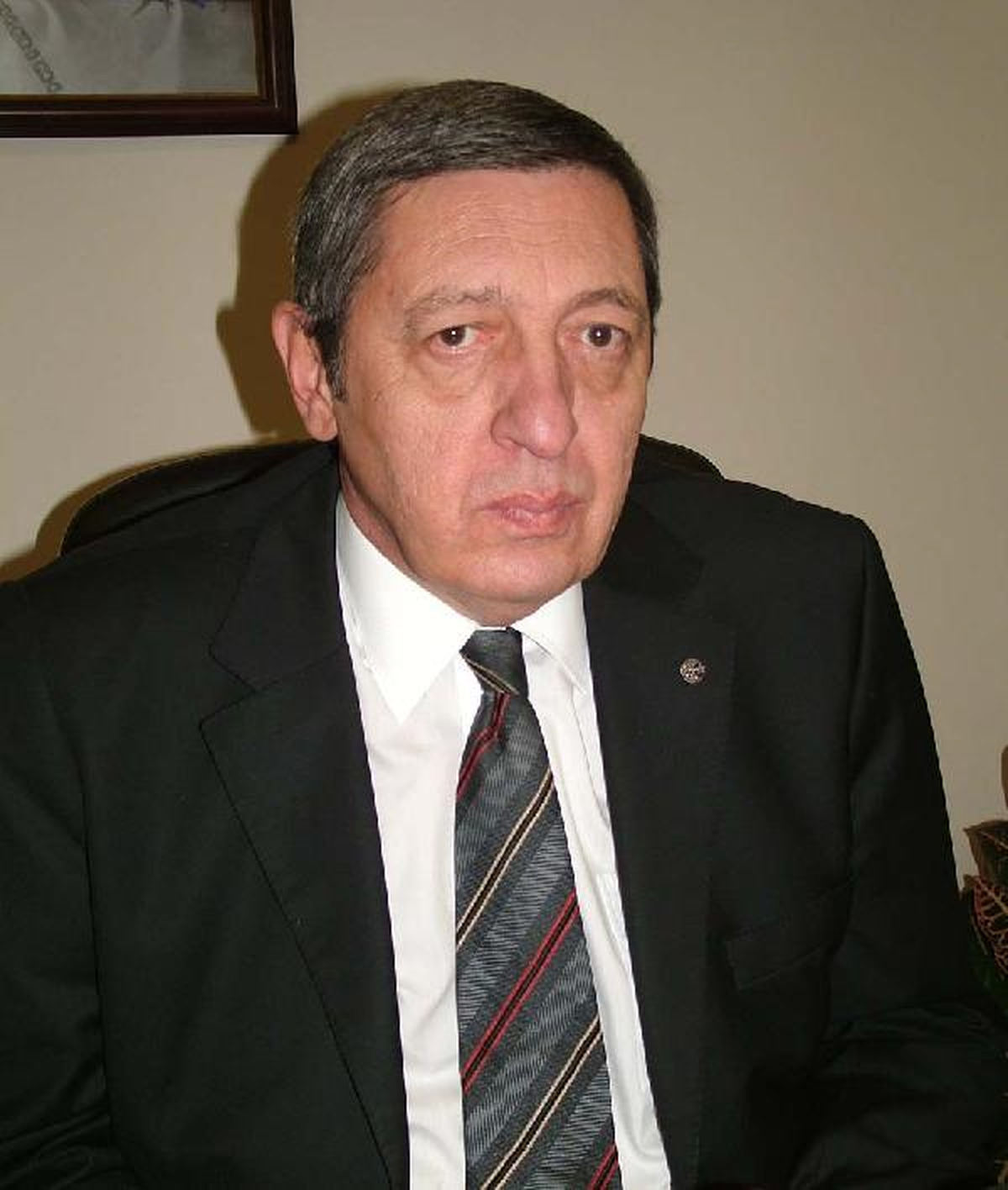 Deniz Bölükbaşı Kanserle Mücadele Ederken Kitap Yazıyor