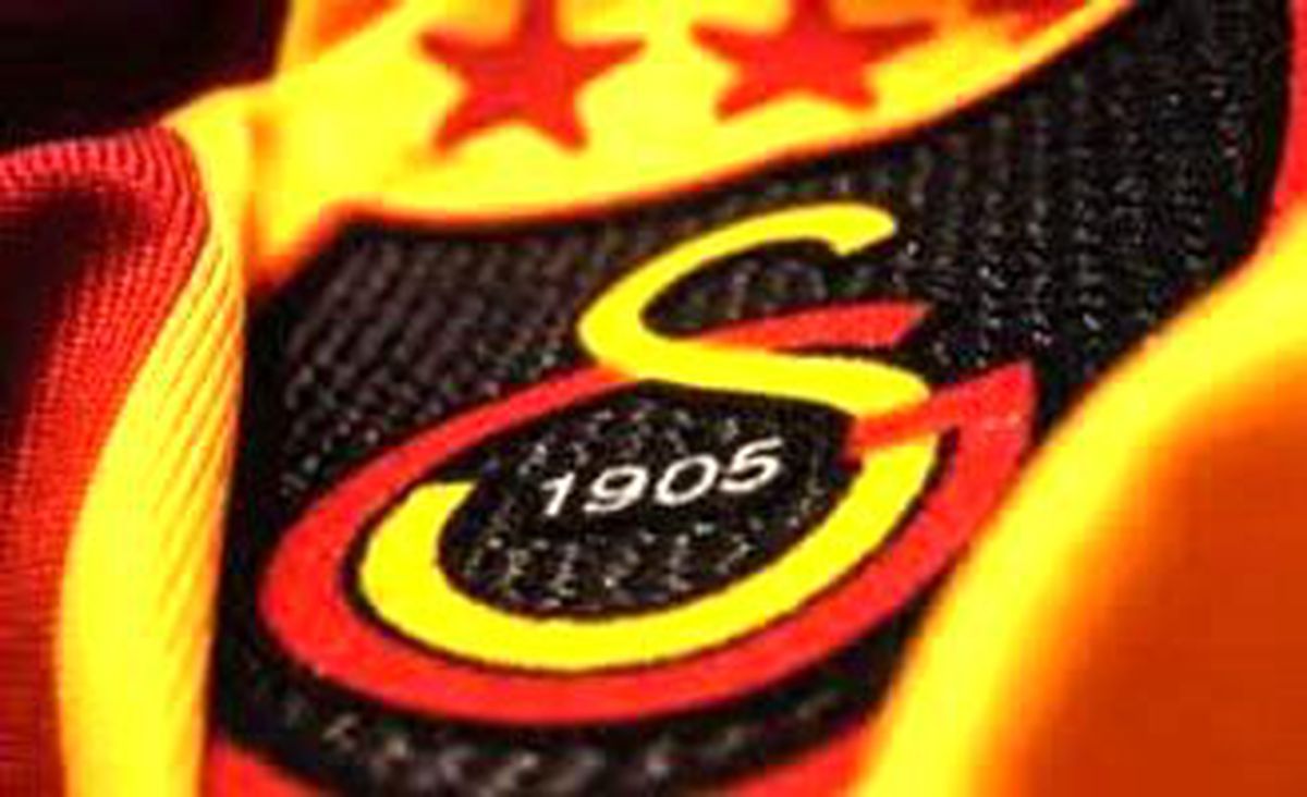 Galatasaray\'a \'Bedelli\' Darbesi