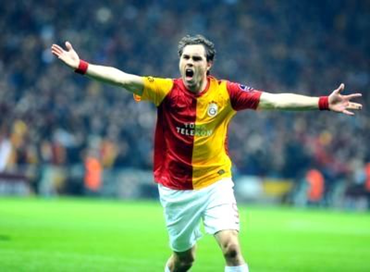 Galatasaraylı Futbolcular Elmander ve Aydın Yılmaz\'dan İddialı Açıklamalar