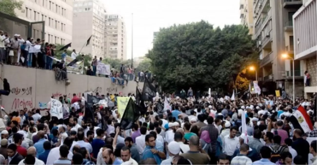 Hakaret Filmine Tepkiler