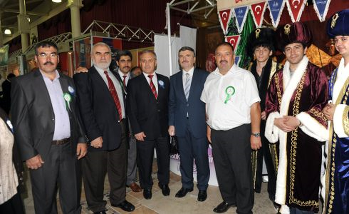 İki Medeniyet Çınarı Konexpo\'da Buluştu