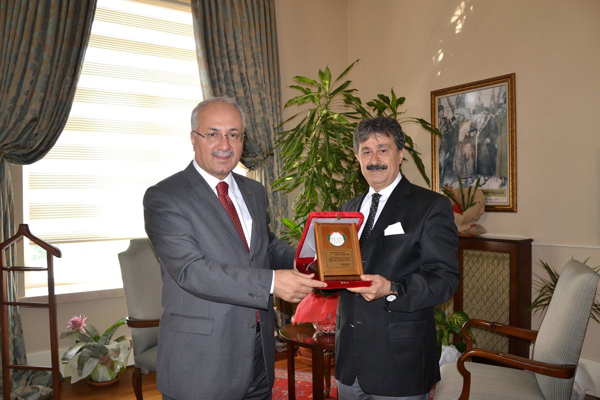 İl Nüfus ve Vatandaşlık Müdürü Alan\'dan Vali Daşöz\'e Veda Ziyareti