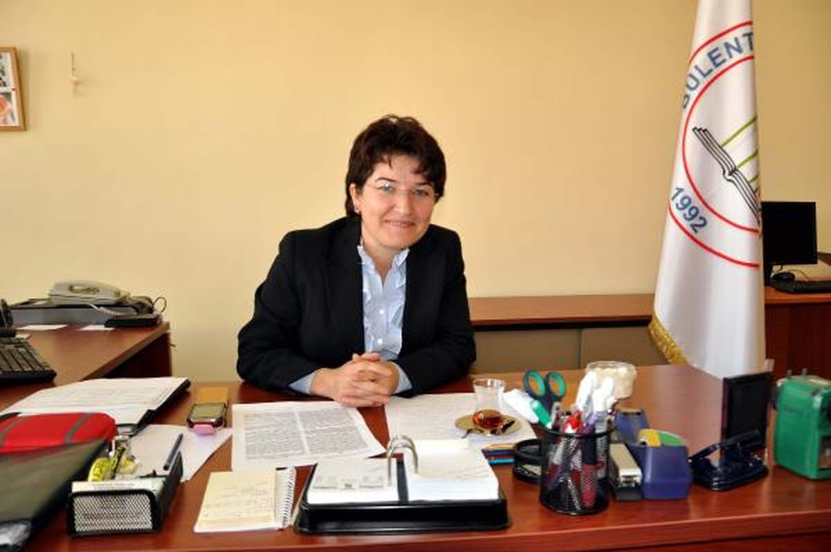 "Üniversitede Kadın- Erkek Ayrımı Var"