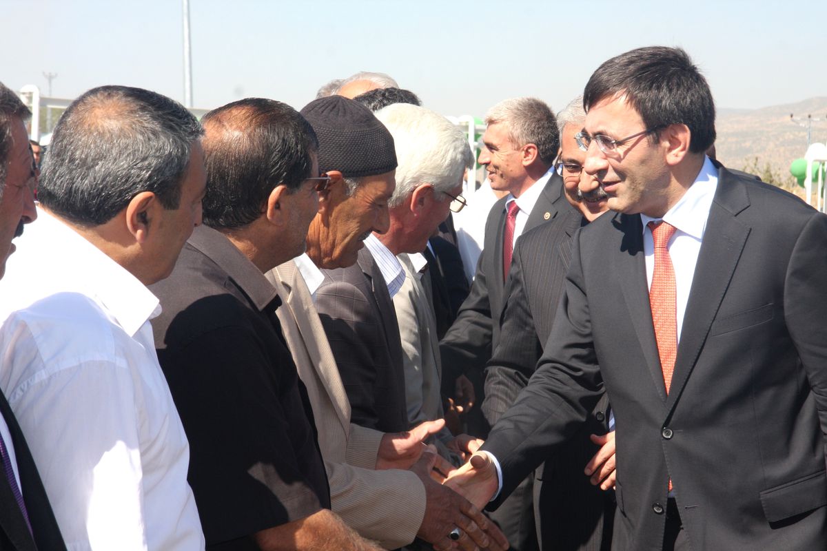Kalkınma Bakanı Yılmaz Bingöl\'de