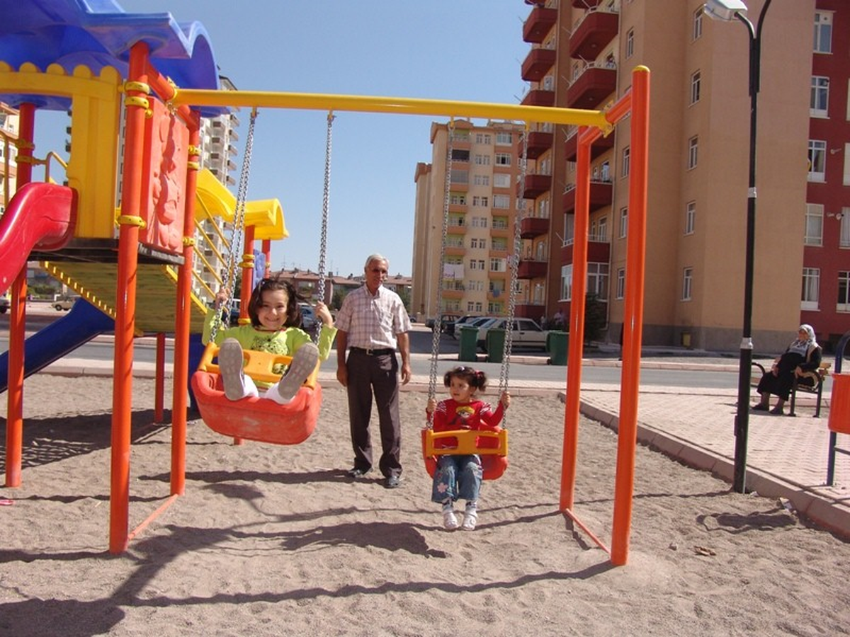 Kocasinan\'dan Turgut Reis\'e Lale Park