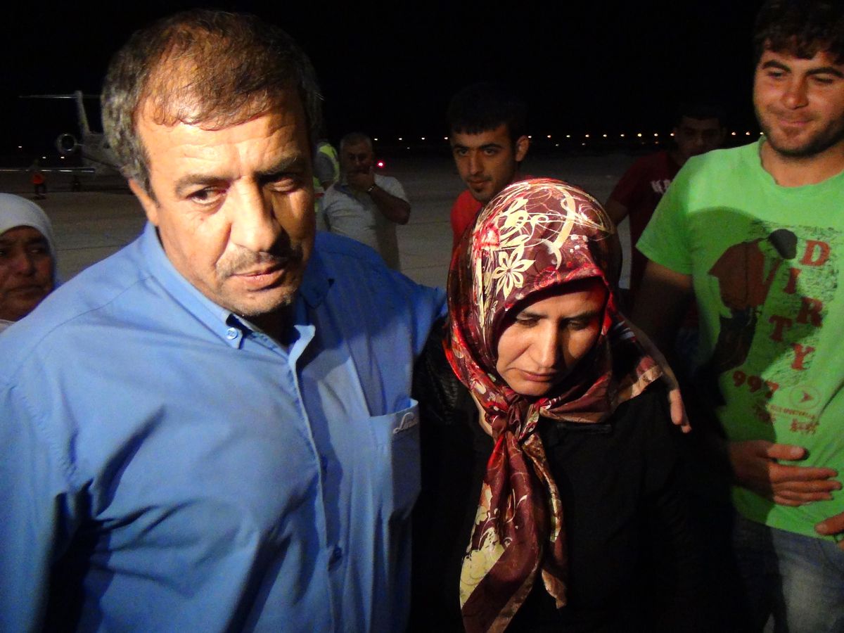 Kurtarılan Türk Tır Şoförü Evinin Kapılarını AA\'ya Açtı