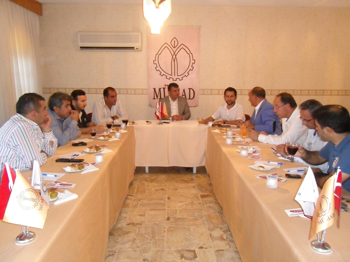 Mersin İdman Yurdu Yönetimi Müsiad\'ı Ziyaret Etti