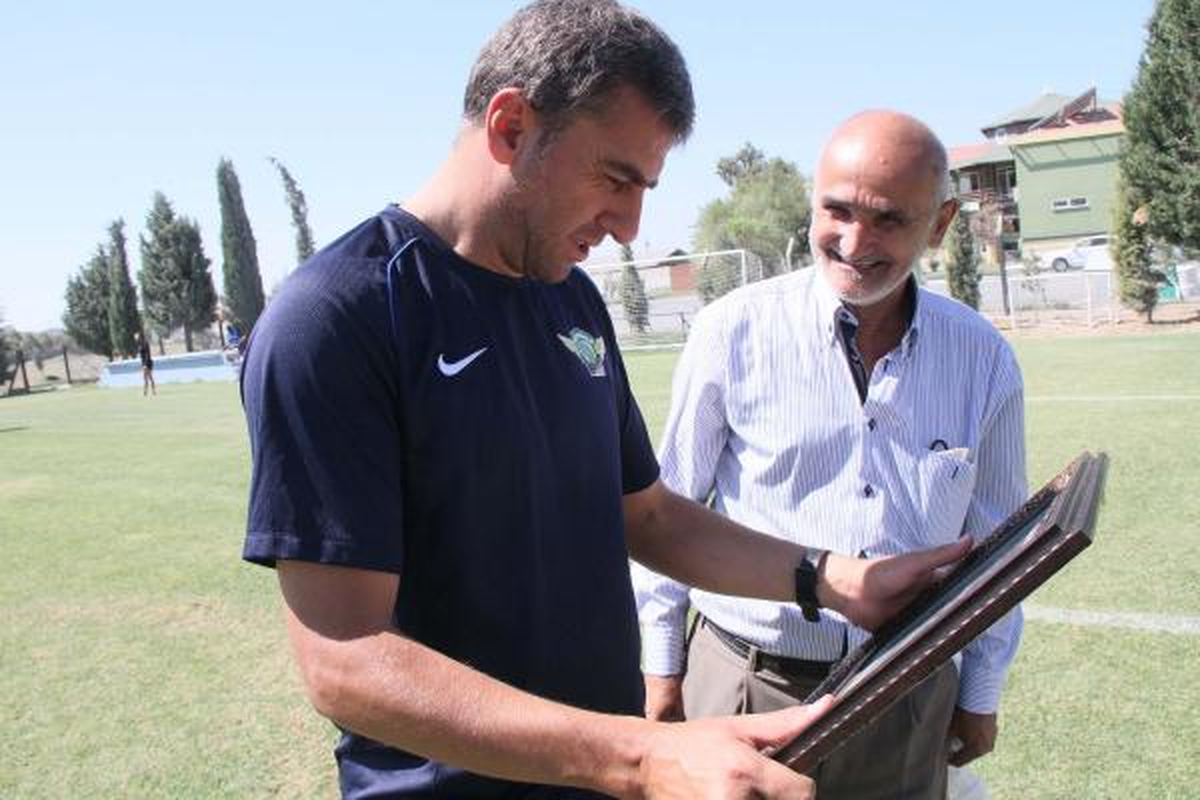 Taçsız Kral Metin Oktay\'ın 61 Yıllık Pozu