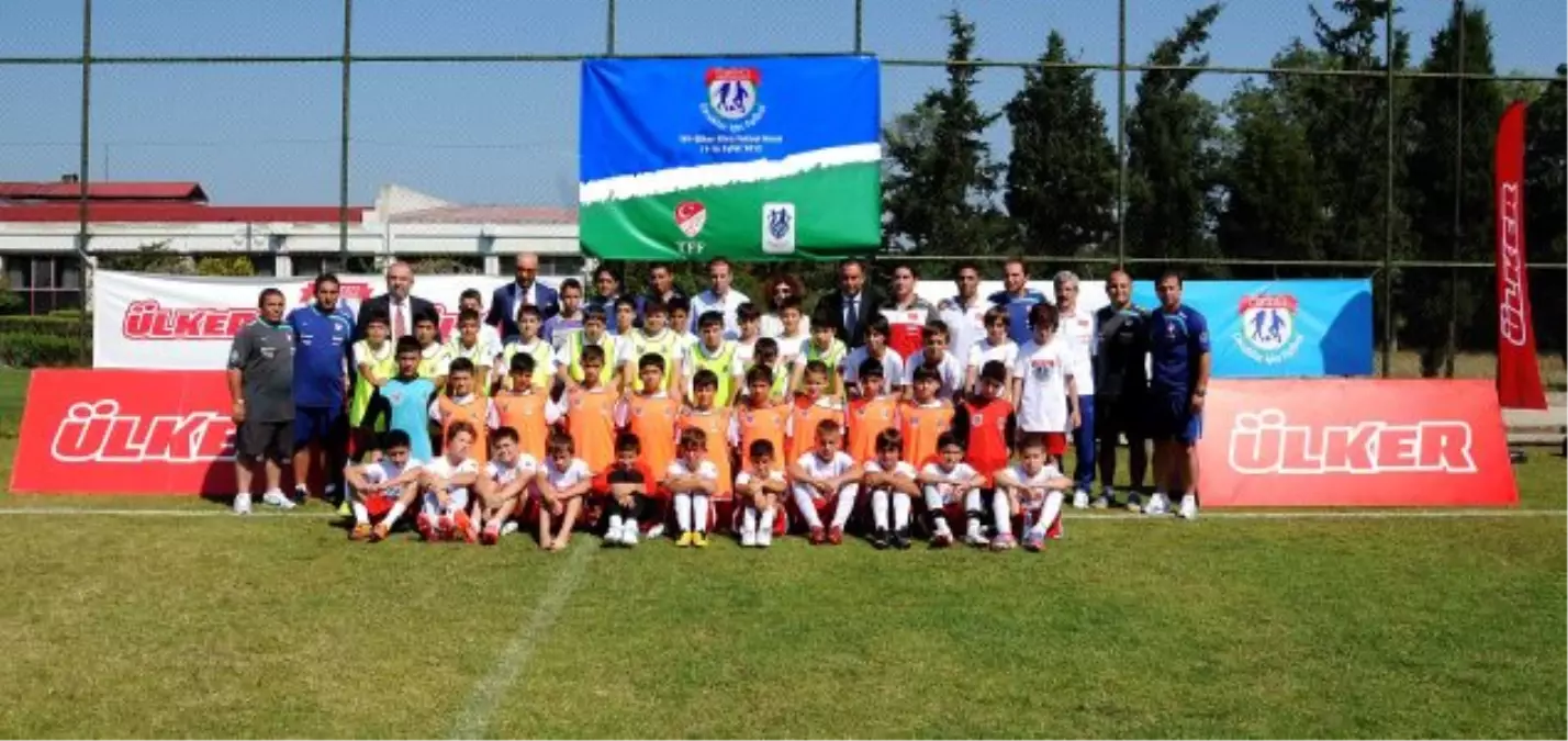 TFF- Ülker Futbol Köyü Özel Konuklarını Ağırladı