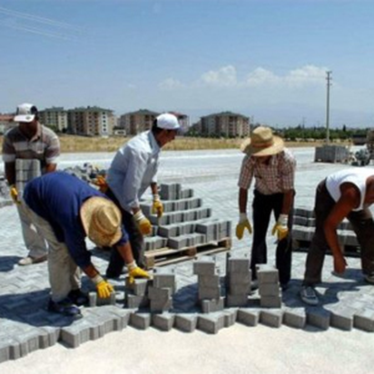 Yaya Yolları ve Kaldırımlar TSE\'li Olacak