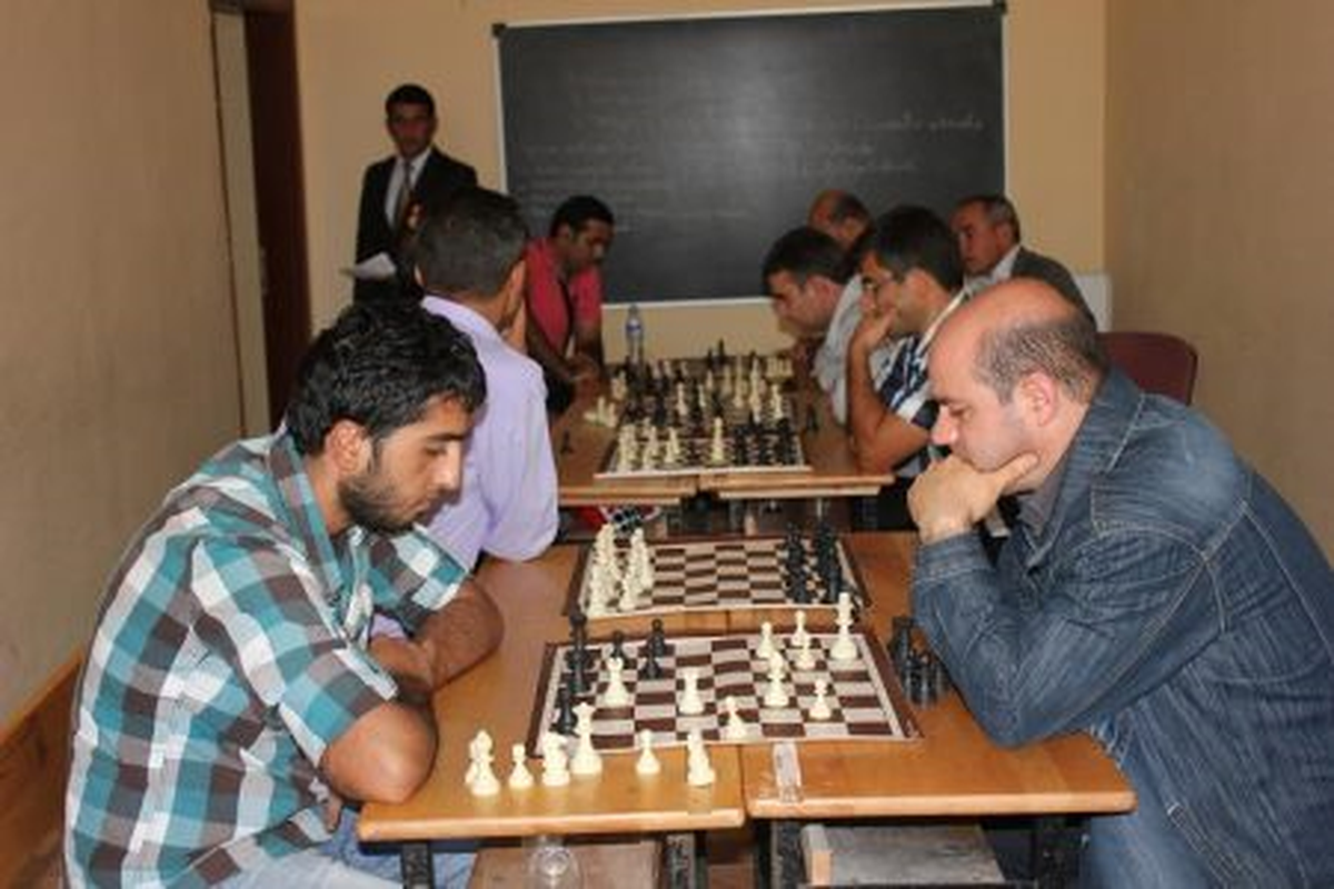 1 Geleneksel Satranç Turnuvası