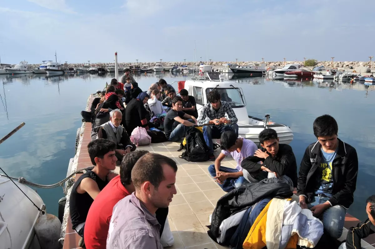 Ayvacık'ta 37 Afganlı Mülteci Yakalandı