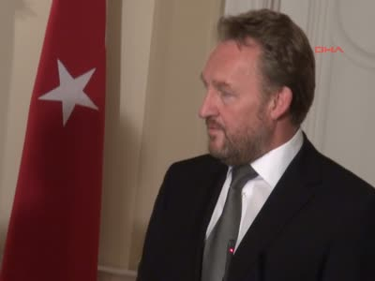 "Ne Olur Bölünmeyin, Bir Olun"