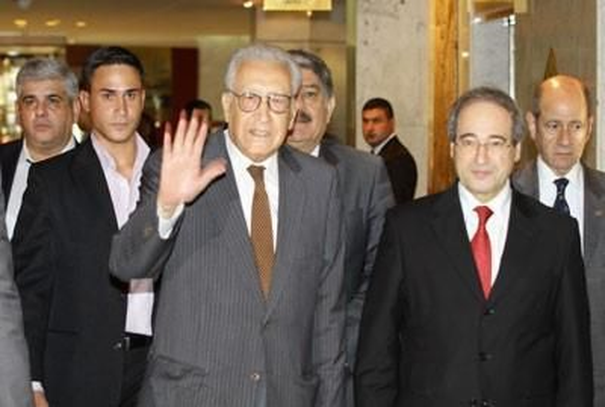 BM ve Arap Birliği Suriye Özel Temsilcisi El-Ahdar El-İbrahimi, Suriye\'deki Krizin Tehlikeli...