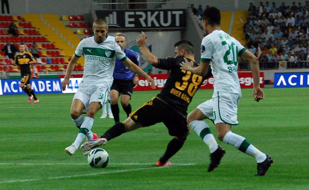 Bursaspor Karabükspor Maçına Uludağ Formasıyla Çıkacak