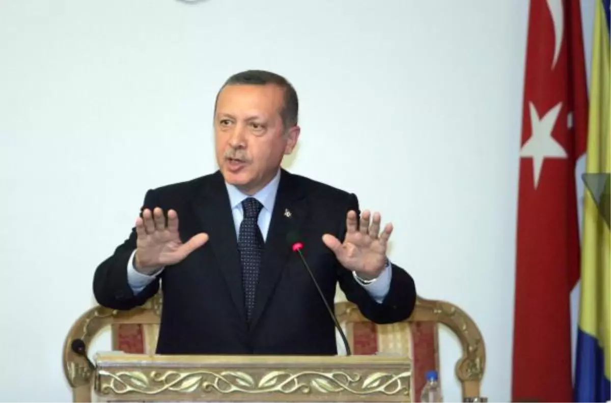 Erdoğan, Bosna Hersek'te Aliye İzzetbegoviç'in Mezarını Ziyaret Etti (2)