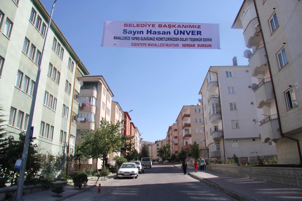 Esentepe Mahallesi Muhtarlığından Bez Afişli Teşekkür
