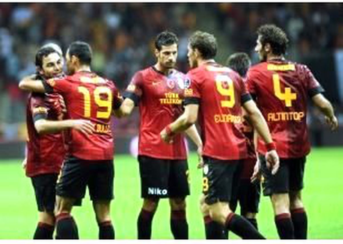 G.saray\'da Hamit Şoku