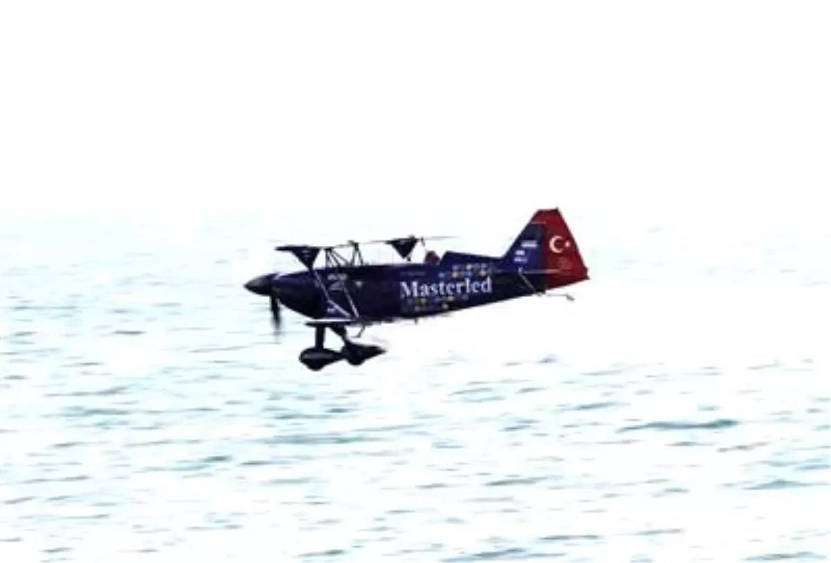 Gösteri Uçakları Nefes Kesti