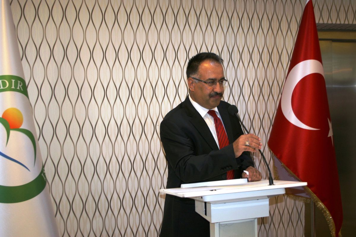 Iğdır Üniversitesi Rektörlüğüne Yeniden Atanan Prof. Dr. Yılmaz Törenle Karşılandı