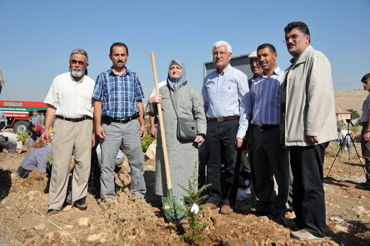 Karaman\'da Hacı Adayları Fidan Dikti