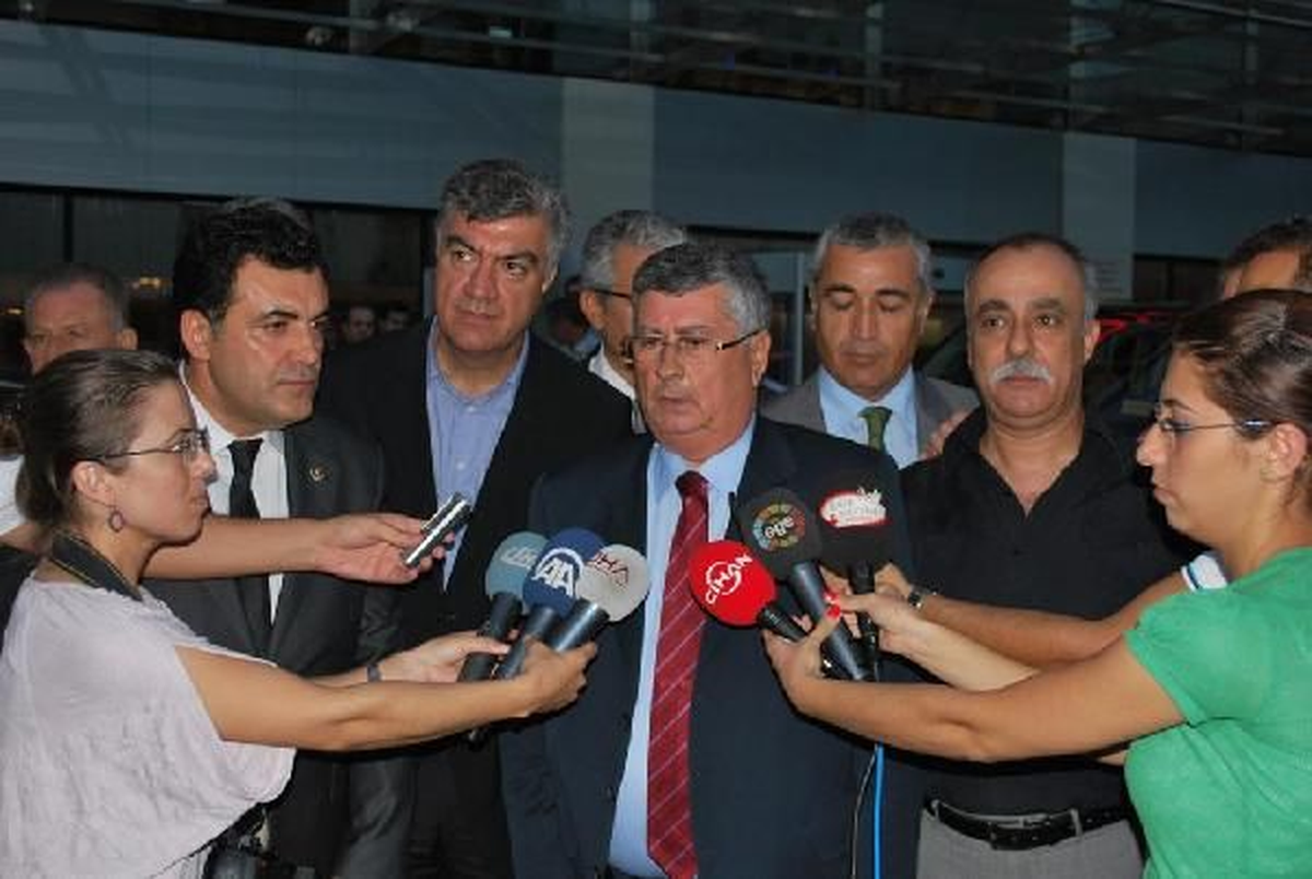 Neşet Usta Hasta Yatağından Ders Verdi