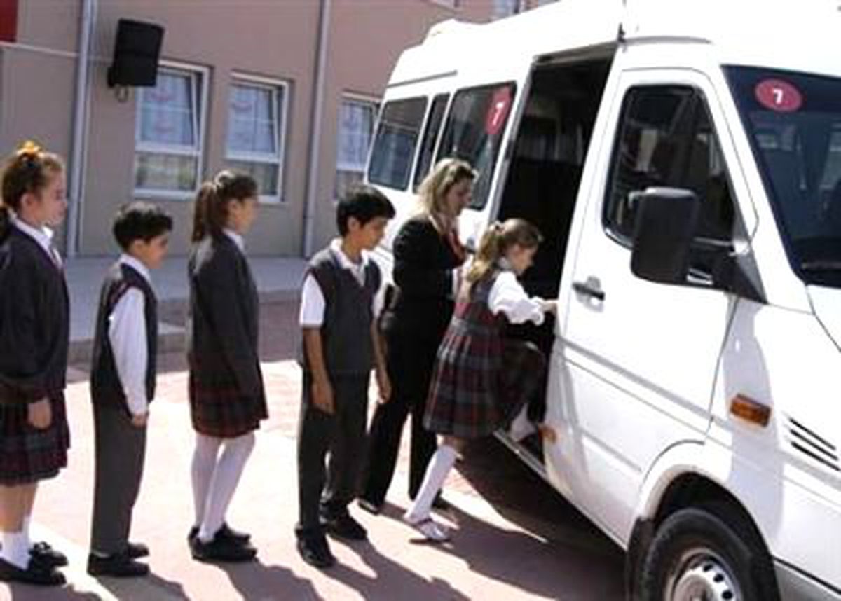 Okul Servisine Resmi Zam Yüzde 4