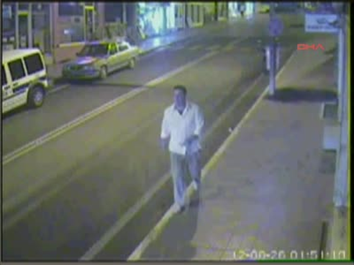 Polis Müdürü Motosikletiyle Köpek Ezdi