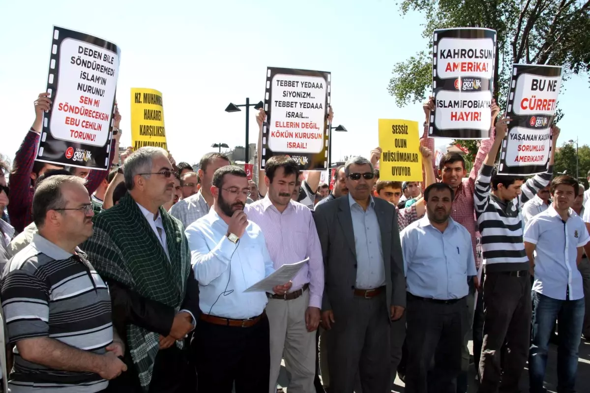 Saadet Partisi\'nden \'O\' Filme Tepki