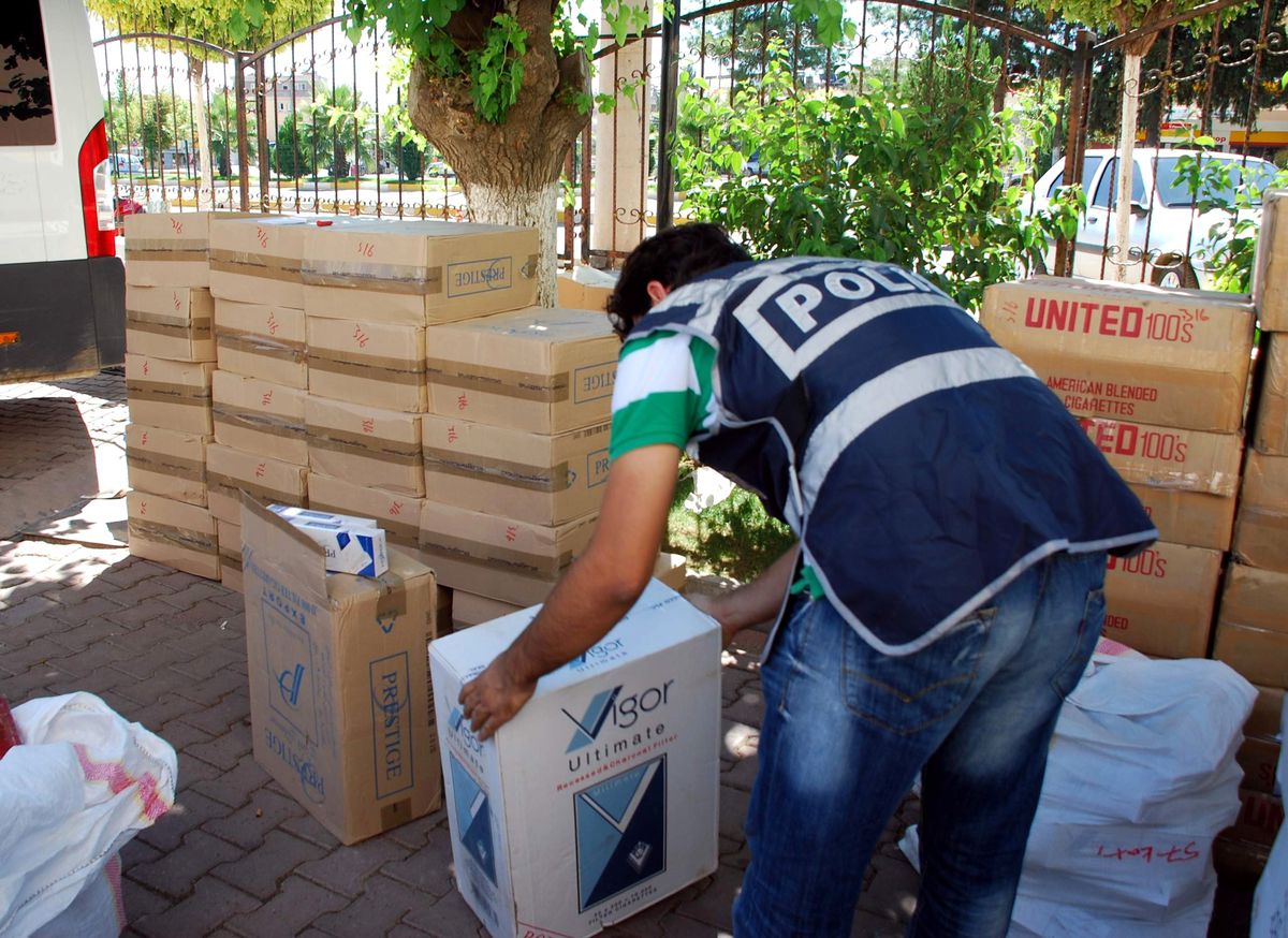 Adıyaman\'da 60 Bin Paket Kaçak Sigara