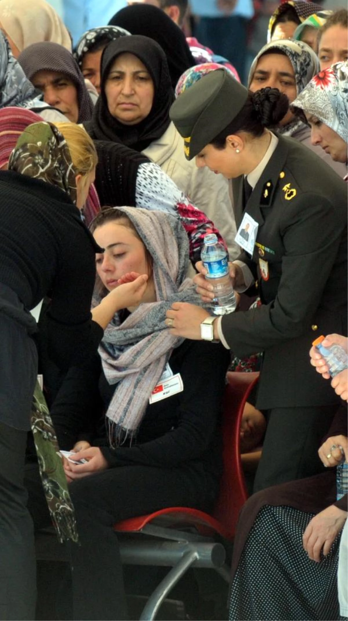 Ankara\'da Şehitler Gözyaşları Arasında Son Yolculuklarına Uğurlandı